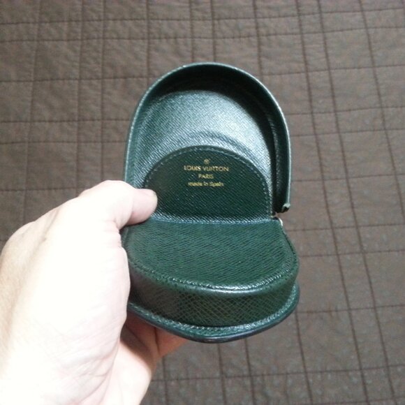 Vintage LV Louis Vuitton Taiga Leather Coin Wallet Case Holder Green  Women Men - Picture 3 of 16